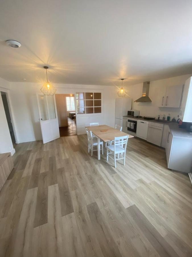 La Residence Du Canal De Bourgogne モンバール エクステリア 写真