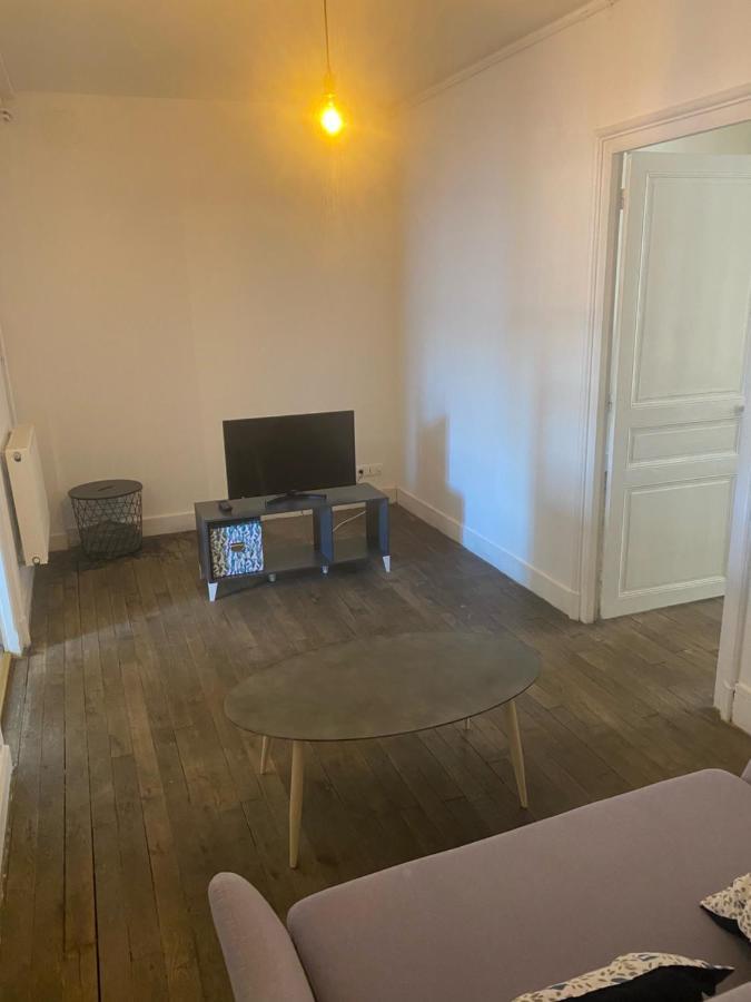 La Residence Du Canal De Bourgogne モンバール エクステリア 写真